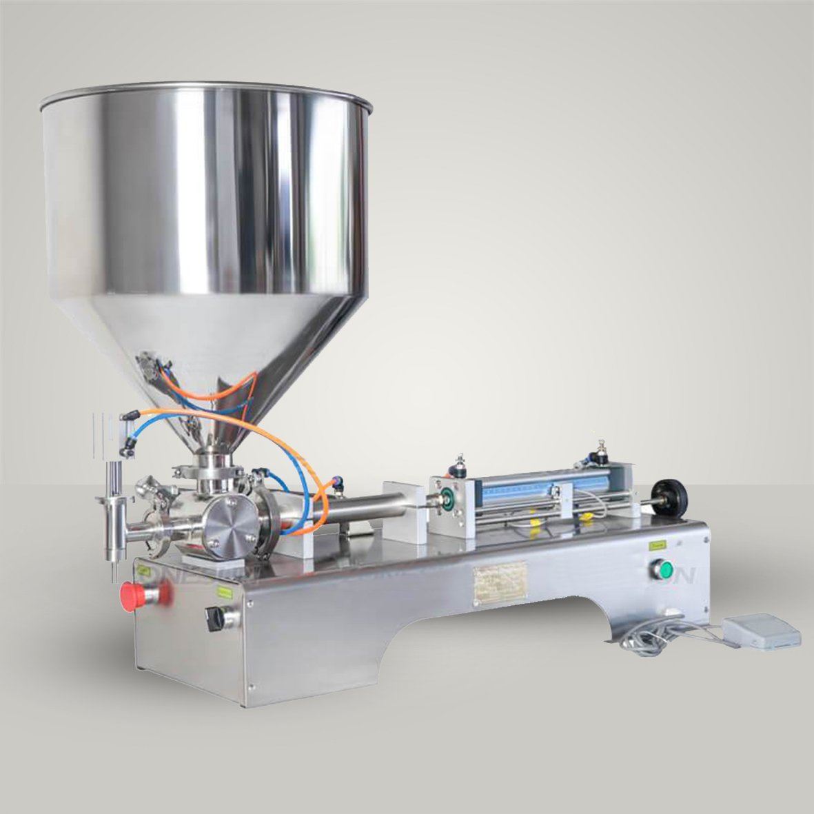 Unipack Pneumatic Volumetric Softdrink Liquid Filling Machine